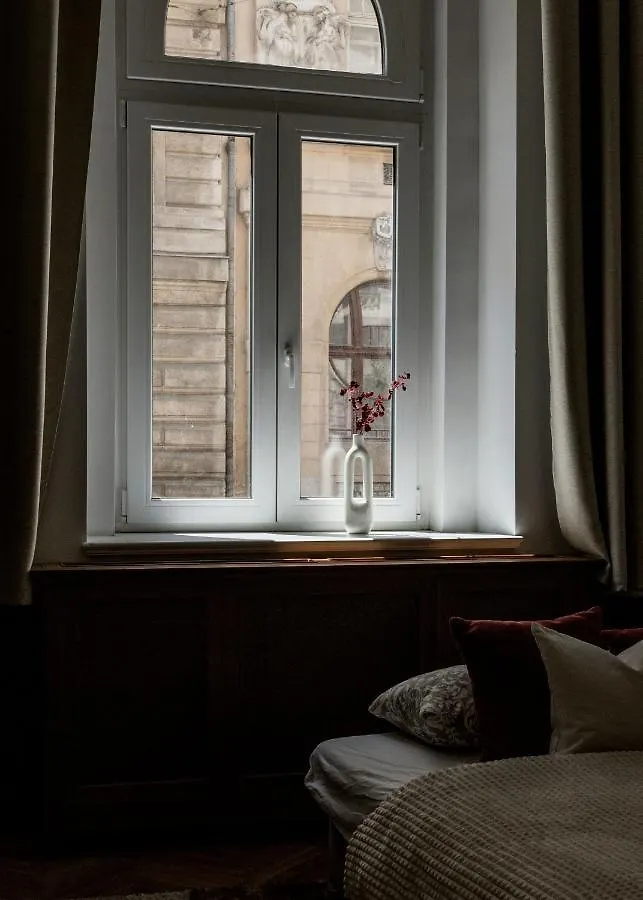 Luxe, Historic Home Downtown Landmarks 19 Century Budapešť 0*,  Maďarsko